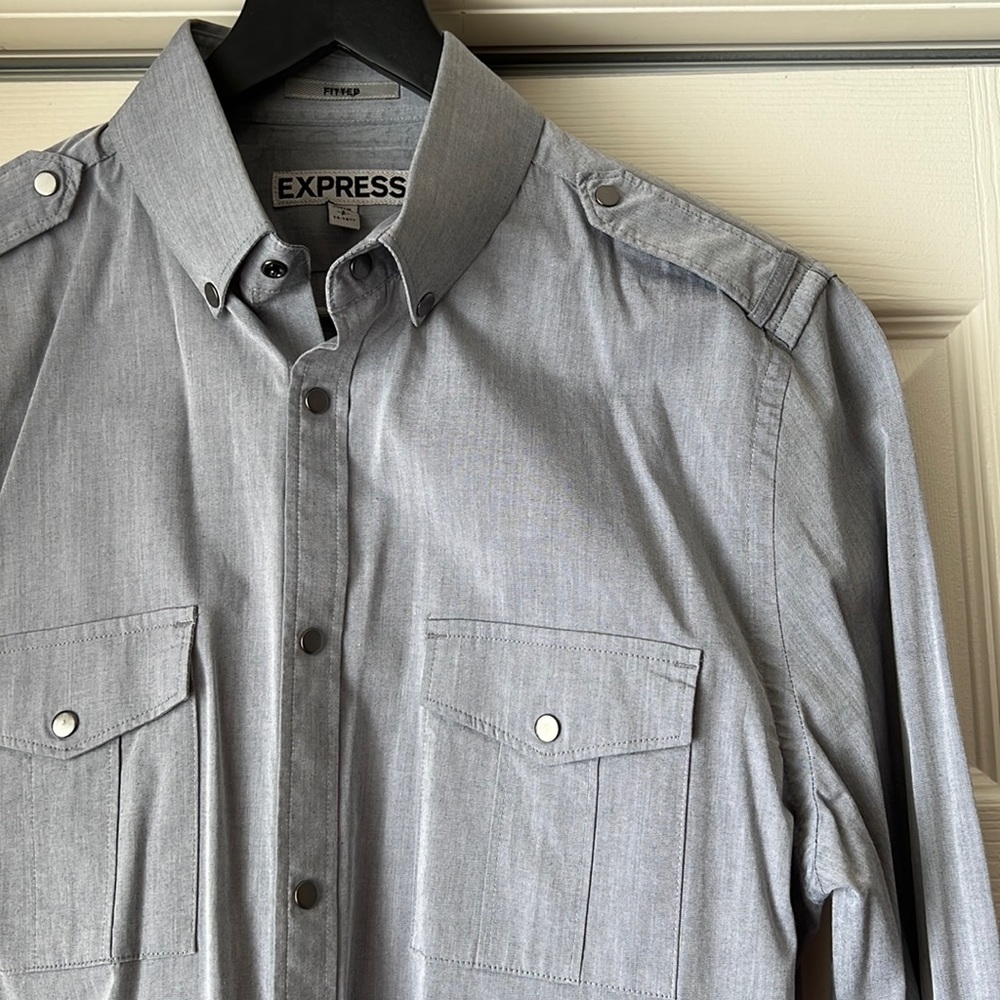 Express fitted button down shirt. Small. Gray